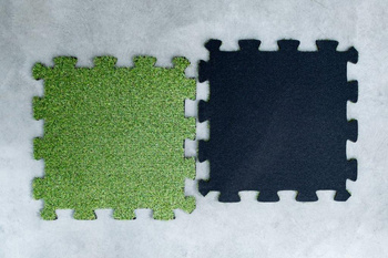 Rekograss Flat Puzzle / 8mm / 0,6x0,6m / Rekoplast